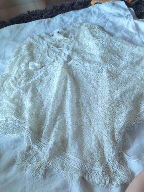 VENUS White Lace Tunic with Fringe Trim